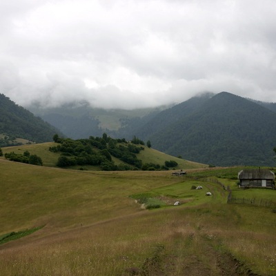 Прогулка по карпатским хребтам Боржава, Паленый Грунь, Пишконя